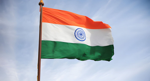 India tra due fuochi: la tragedia etnica nel Manipur e la battaglia legale dei Gandhi a Nuova Delhi